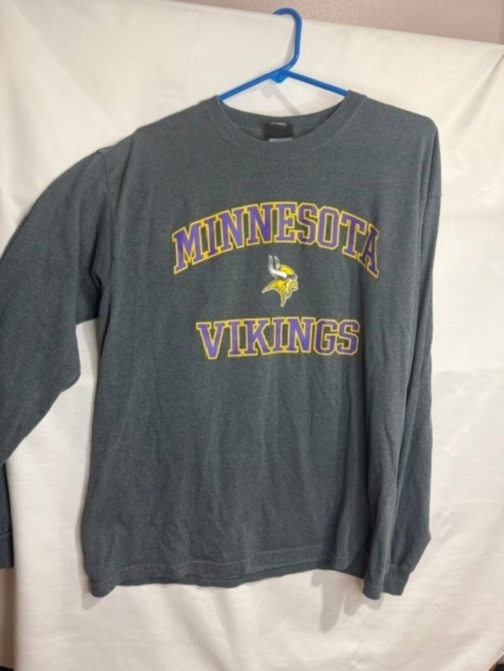 NFL Team Apparel MN Vikings - Size Large